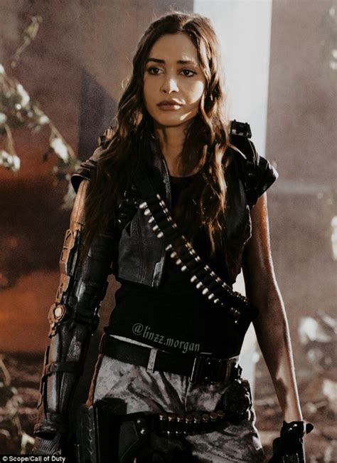 the 100 raven reyes